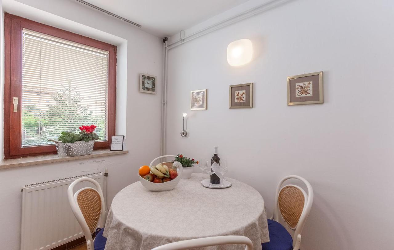 Rina B4 Apartment Porec Luaran gambar